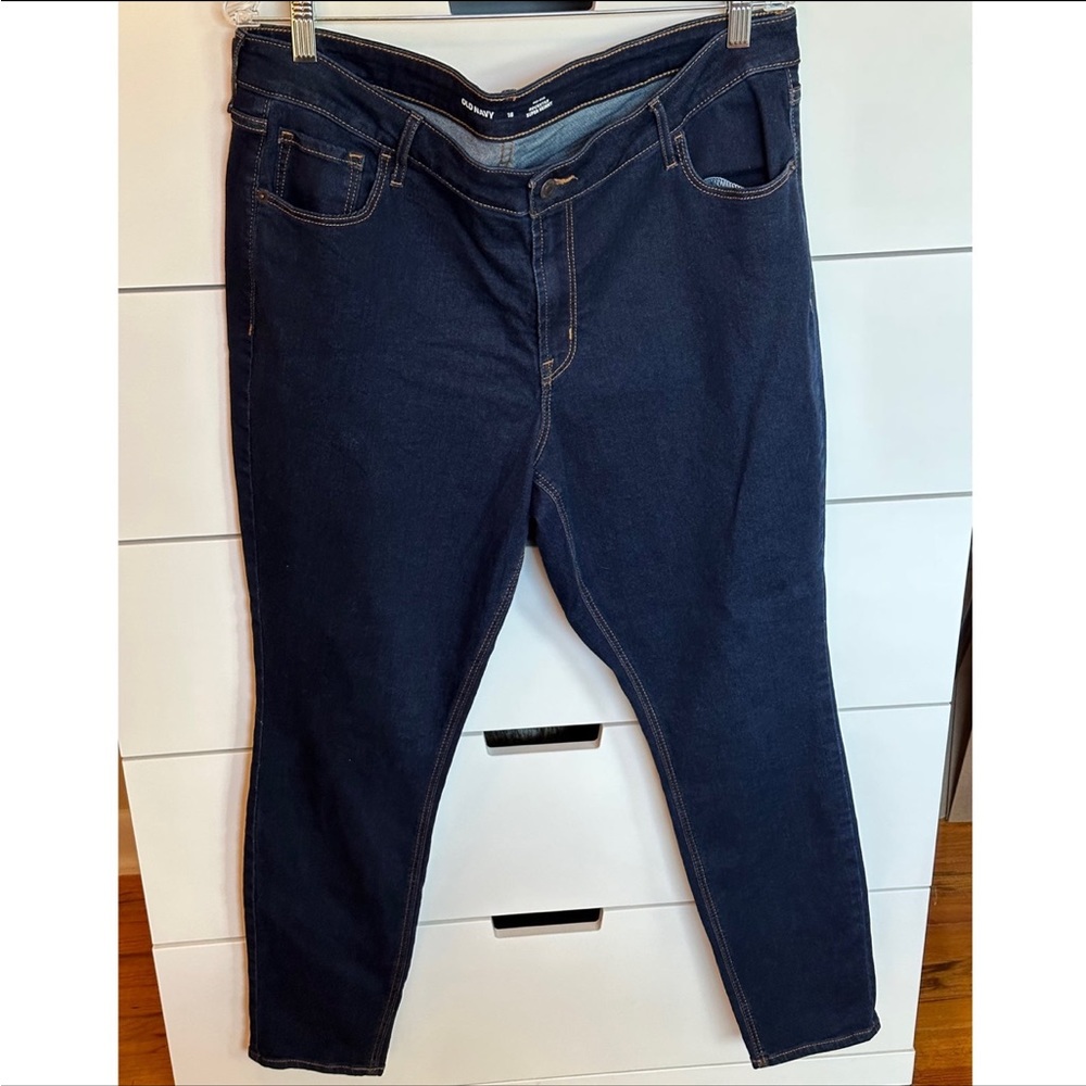 Old Navy Rockstar skinny jeans size 18